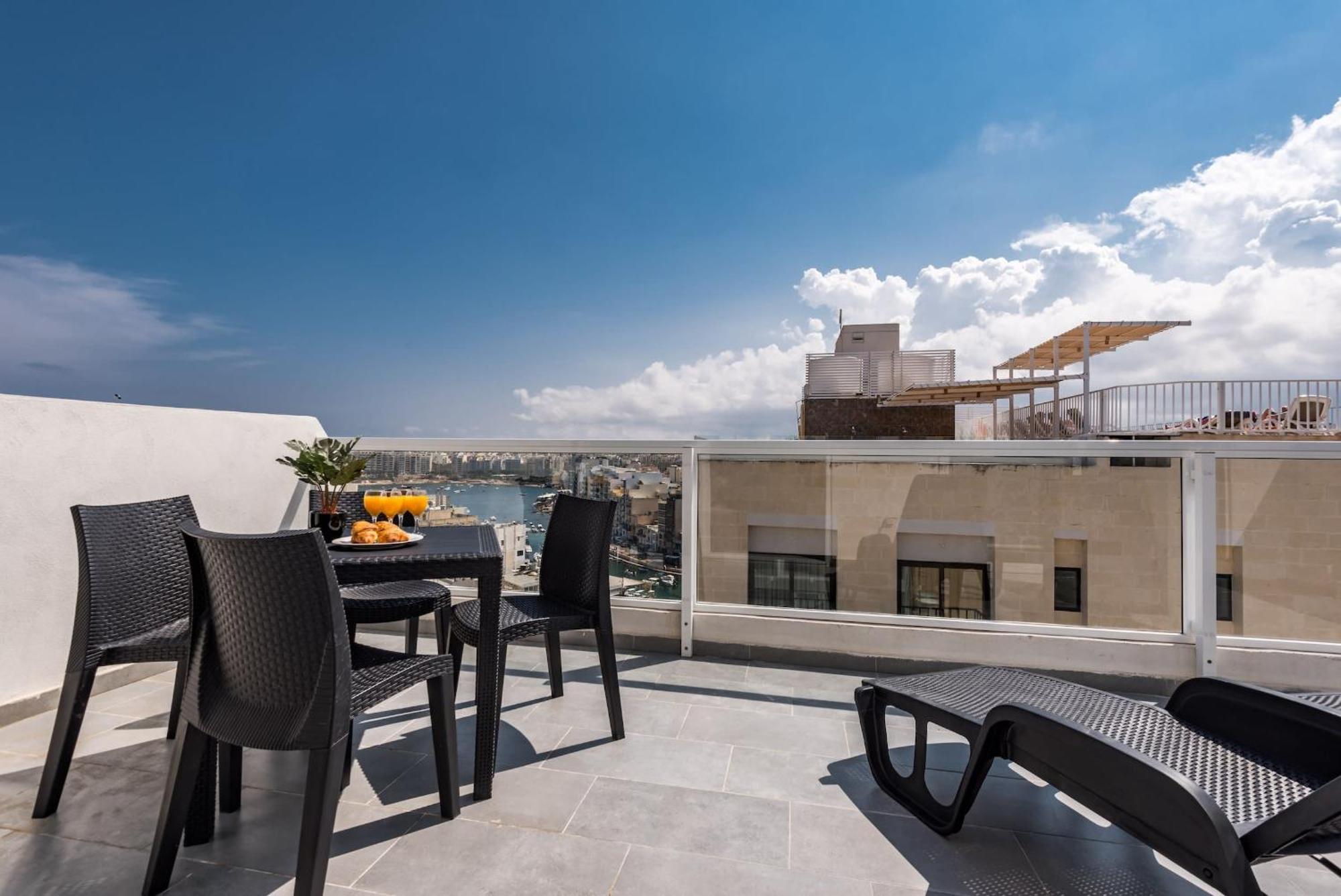Spinola 1br Cozy Flat *