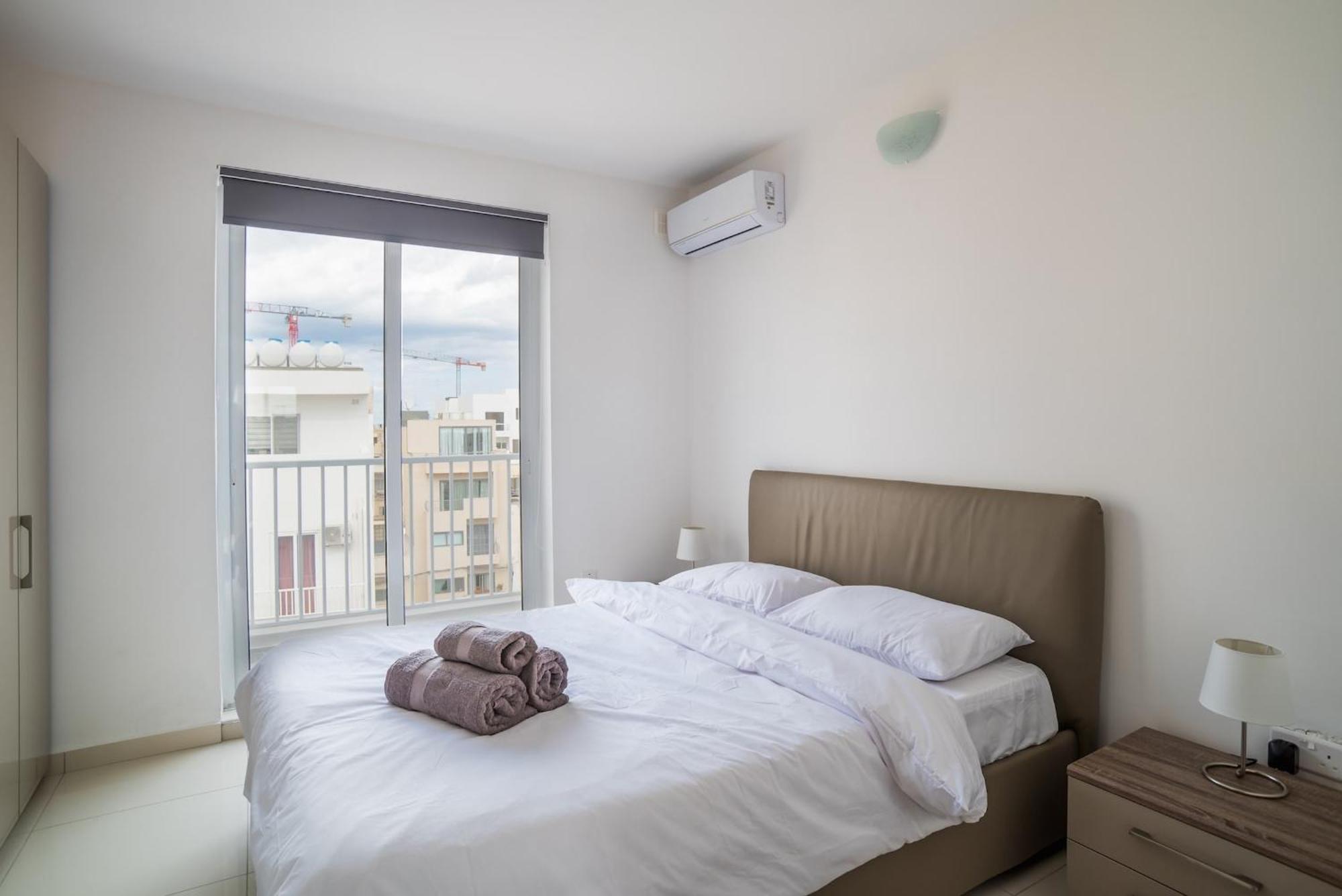 Spinola 1br Cozy Flat * Saint Julian's